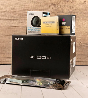 Fujifilm X100VI 40.2 Megapixel Digital Camera Silver - Extras - 10 Shutter Count